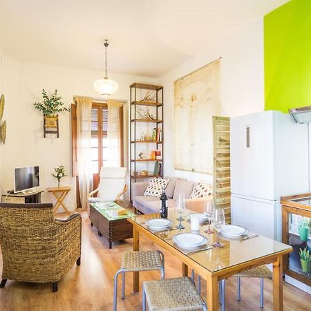 Acogedor Apartamento En Pleno Centro De Sevilla Esterno foto