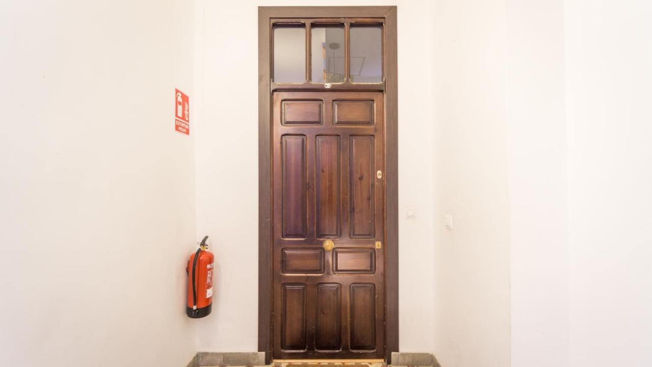 Acogedor Apartamento En Pleno Centro De Sevilla Esterno foto