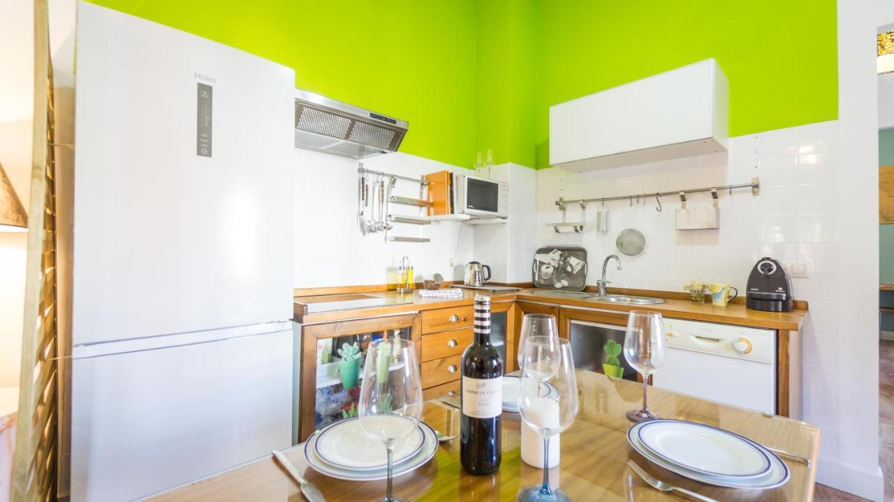 Acogedor Apartamento En Pleno Centro De Sevilla Esterno foto